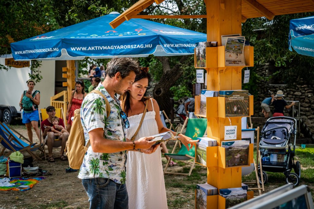 Aktív- és ökoturizmus népszerűsítésére, nyilvánosság edukálására indított kampányok, rendezvények, kiadványok, applikációk és honlapok
